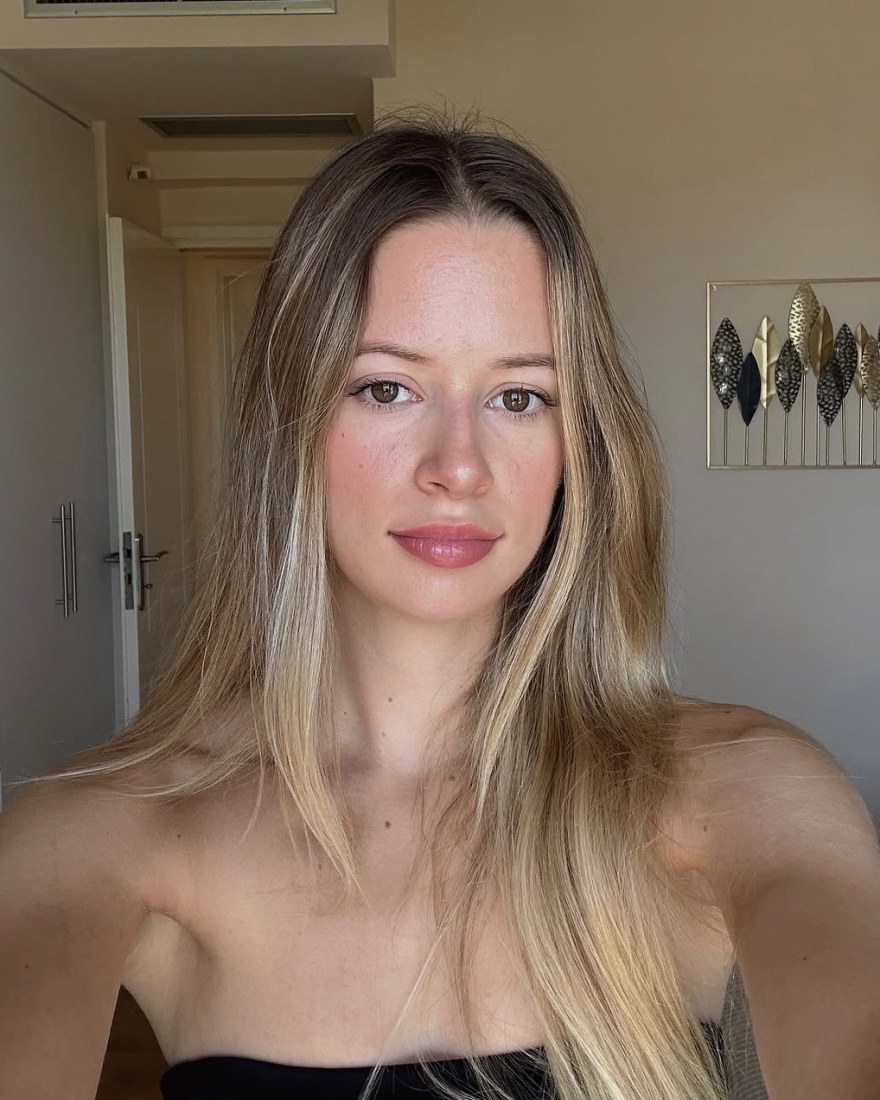 Cheveux longs avant la coupe